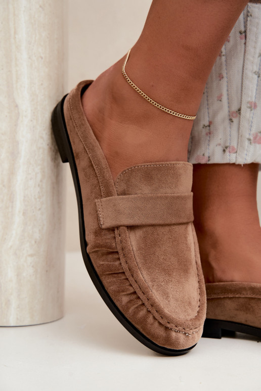 mocasines de mujer con tacón abierto en color arena Parella