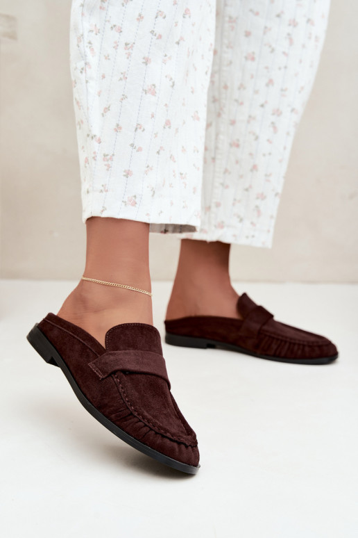mocasines de mujer con tacón abierto en color marrón Parella