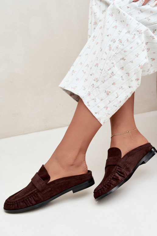 mocasines de mujer con tacón abierto en color marrón Parella