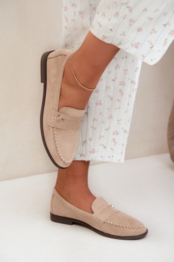 mocasines de mujer con detalles decorativos en color arena Treya