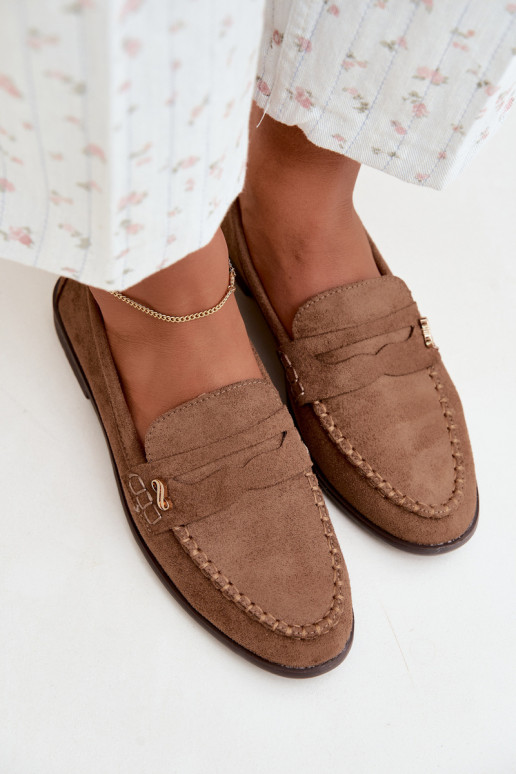 mocasines de mujer con detalles decorativos en color marrón Treya