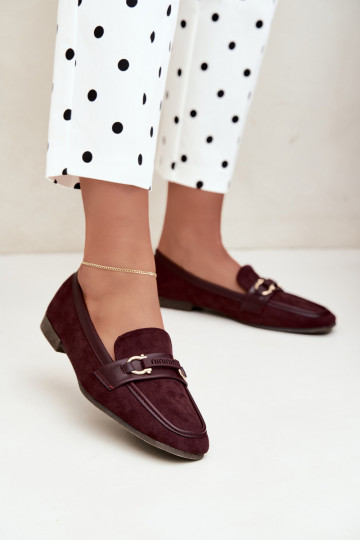 Mocasines burdeos con elementos decorativos Evelora 2