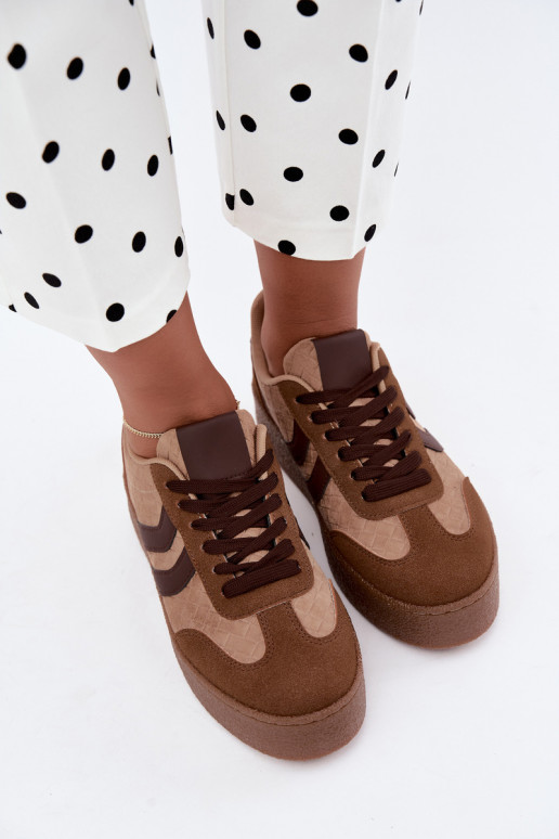 Zapatillas marrones con plataforma y correas Kaya