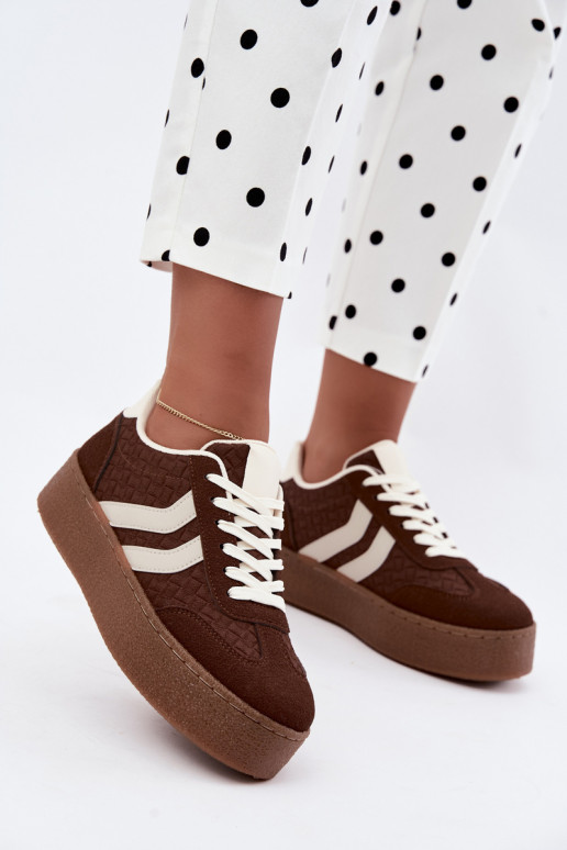 Zapatillas marrones con plataforma y correas Kaya