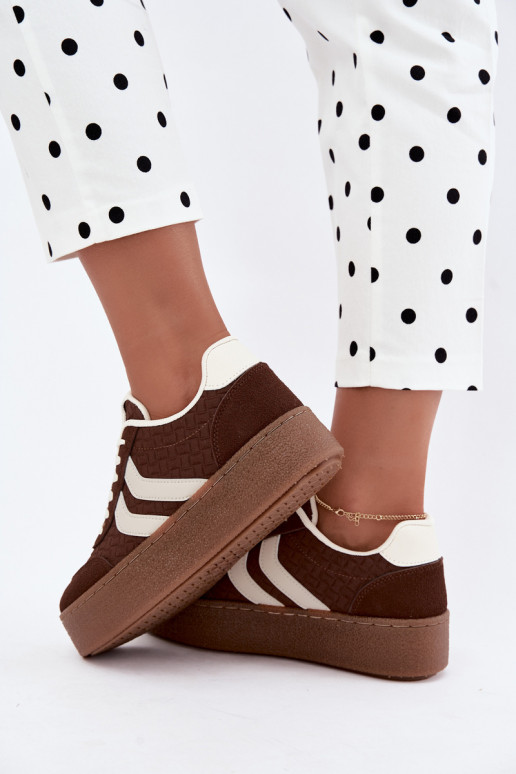 Zapatillas marrones con plataforma y correas Kaya