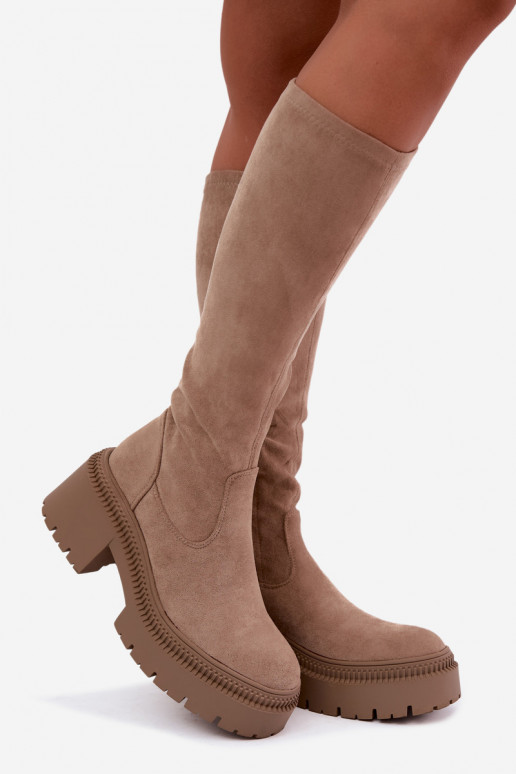 botas altas para mujer con plataforma en color arena Florinne