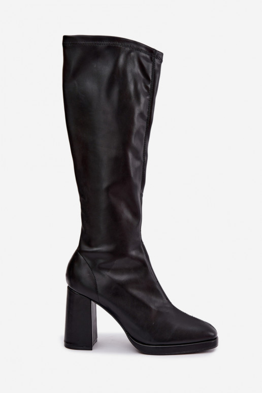 botas altas para mujer con costuras en el eje en color negro Brivana