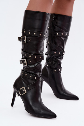 Botas altas para mujer con tacones delgados y hebillas en color negro Invera