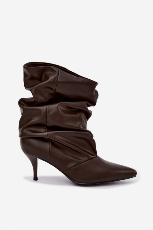 Botines de mujer slouchy slip-on con tacones delgados en color chocolate Harissa