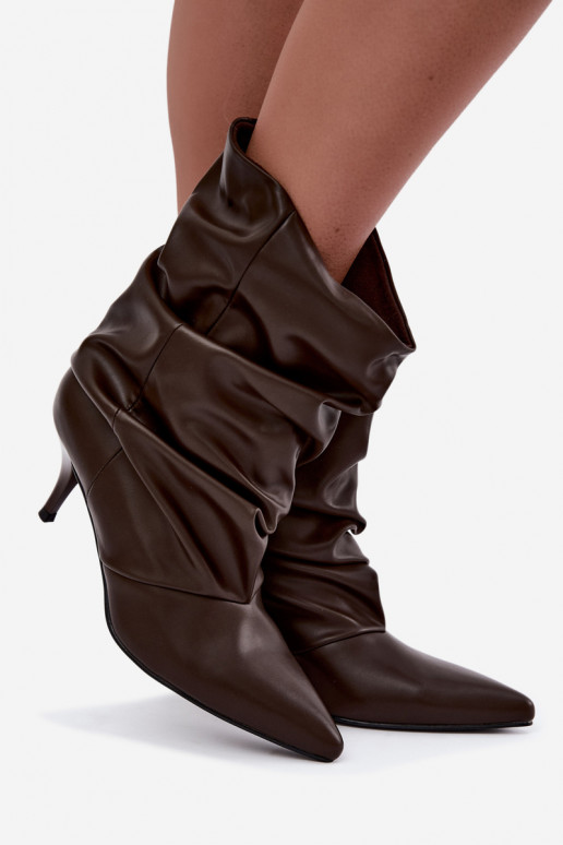 Botines de mujer slouchy slip-on con tacones delgados en color chocolate Harissa
