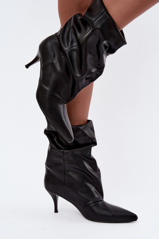 Botines de mujer slouchy slip-on con tacones delgados en color negro Harissa