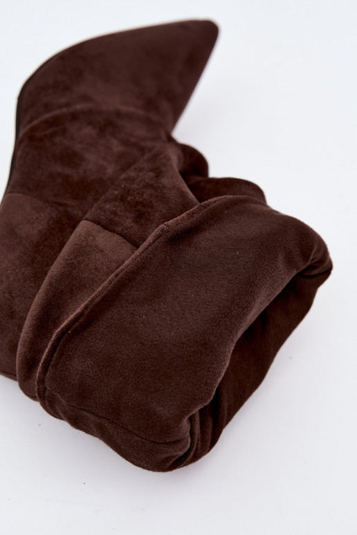 Botines de mujer slouchy slip-on con tacones delgados en color chocolate Harissa