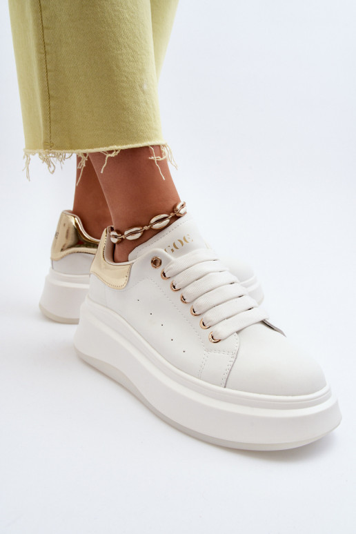 Zapatillas de cuero para mujer GOE NN2N4031 blancas
