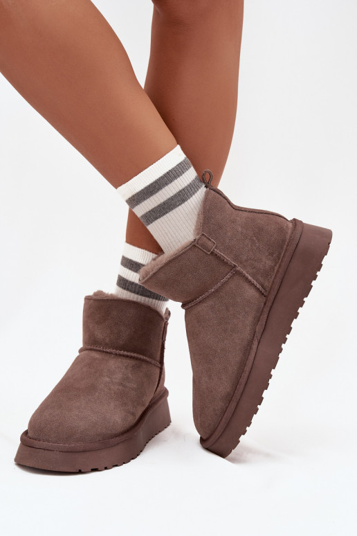 Botas de nieve aisladas de ante con piel en el interior Vinceza 97961 marrones