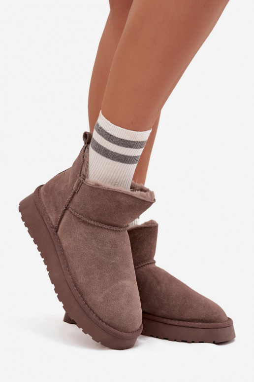 Botas de nieve aisladas de ante con piel en el interior Vinceza 97961 marrones