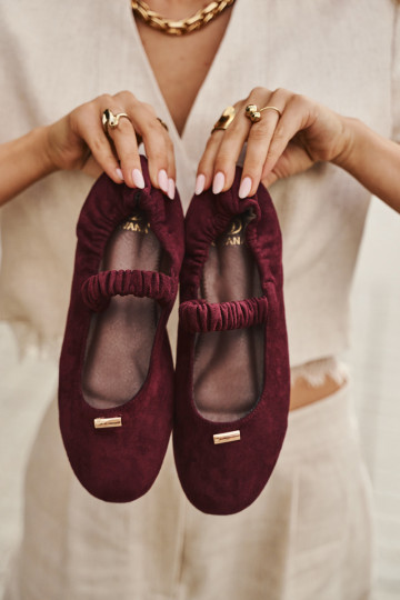 Sandalias de color burdeos con detalles decorativos Brinelle 2