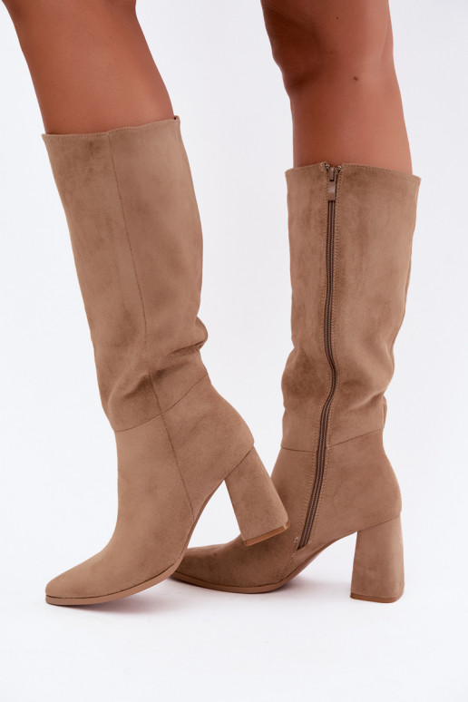 botas altas para mujer con tacón cuadrado color arena Carlin