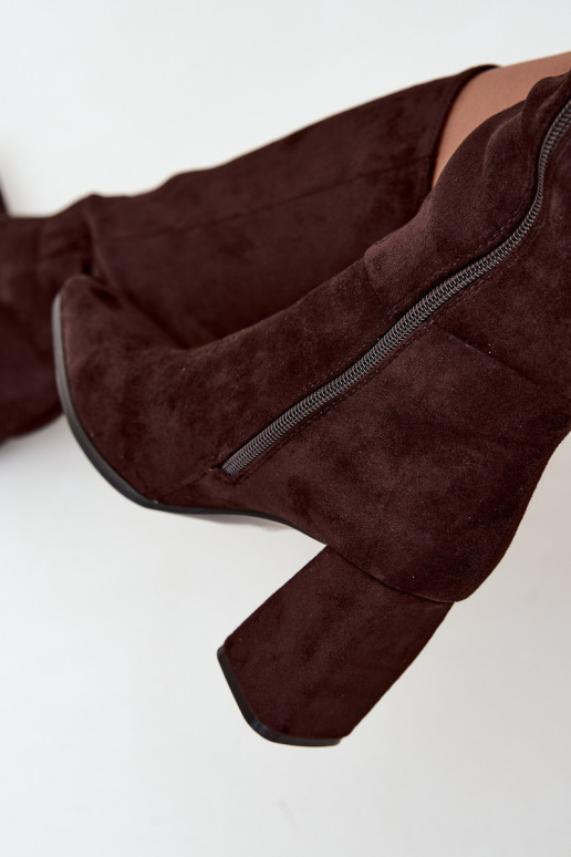 botas altas para mujer con tacón cuadrado color caramelo Carlin