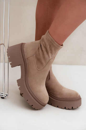 botines para mujer con tacón grueso y plataforma de ante sintético color arena Elvianne
