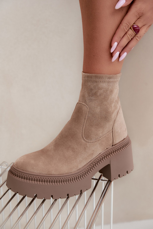 botines para mujer con tacón grueso y plataforma de ante sintético color arena Elvianne