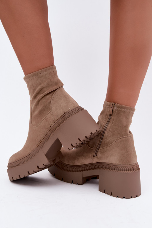 botines para mujer con tacón grueso y plataforma de ante sintético color arena Elvianne
