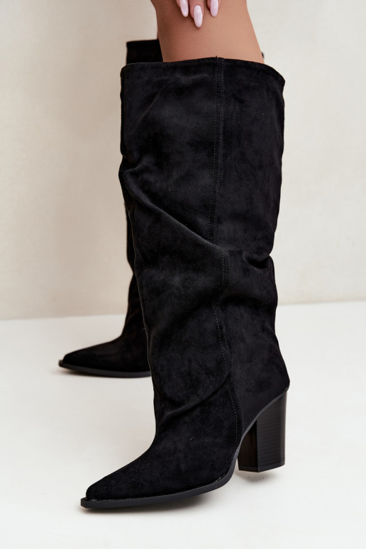 botas altas tipo slip-on con tacones negras Jensy
