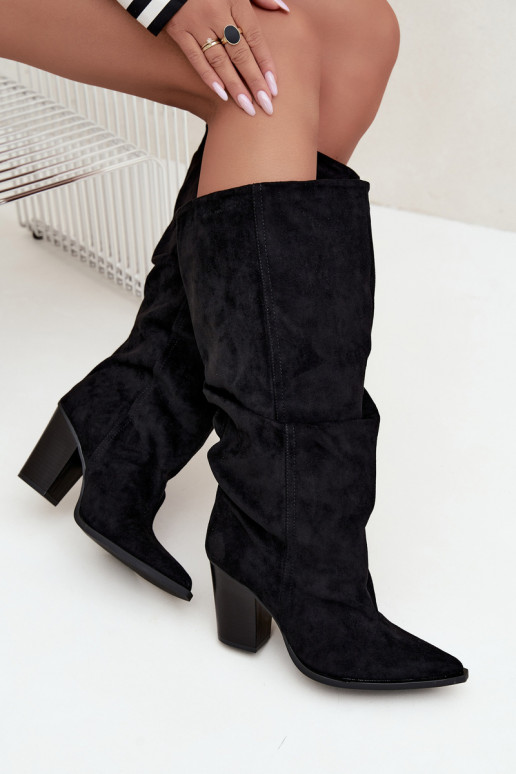 botas altas tipo slip-on con tacones negras Jensy