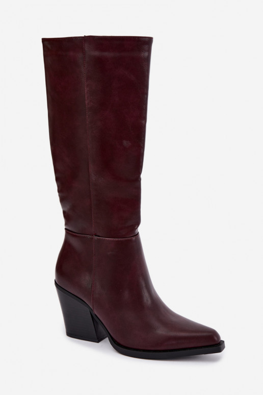 botas altas para mujer con tacón aisladas color burdeos Katelle