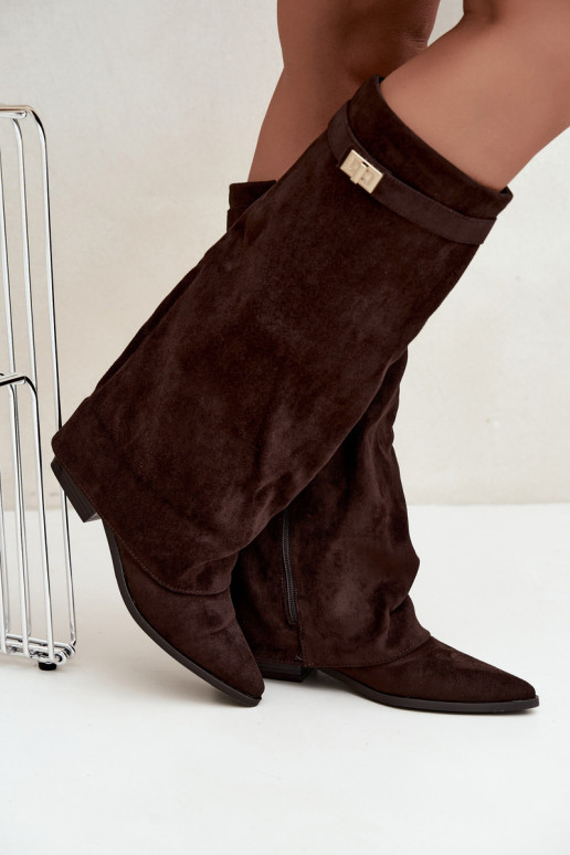 botas altas para mujer con caña atada en tacón bajo de ante sintético color caramelo Gisellea