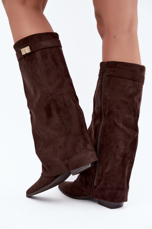 botas altas para mujer con caña atada en tacón bajo de ante sintético color caramelo Gisellea