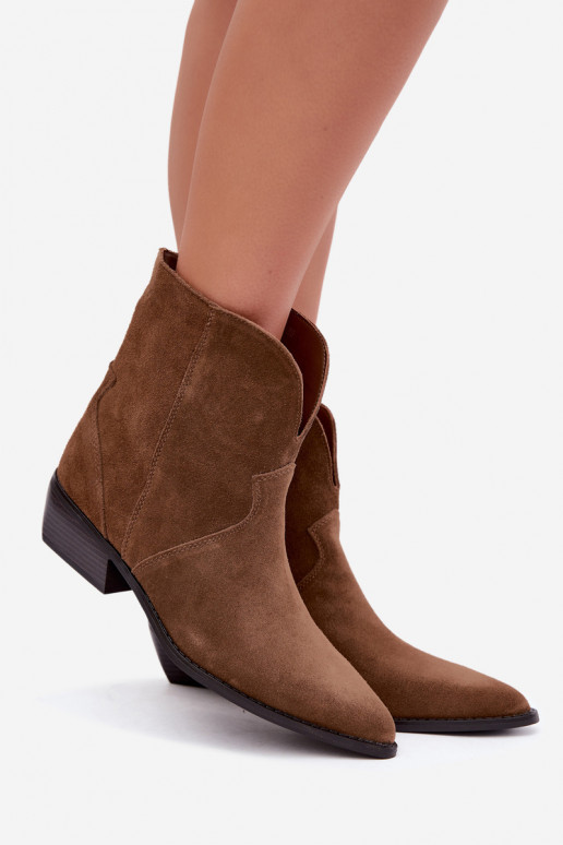 botines para mujer de estilo cowboy con tacón de ante natural color marrón Norelle