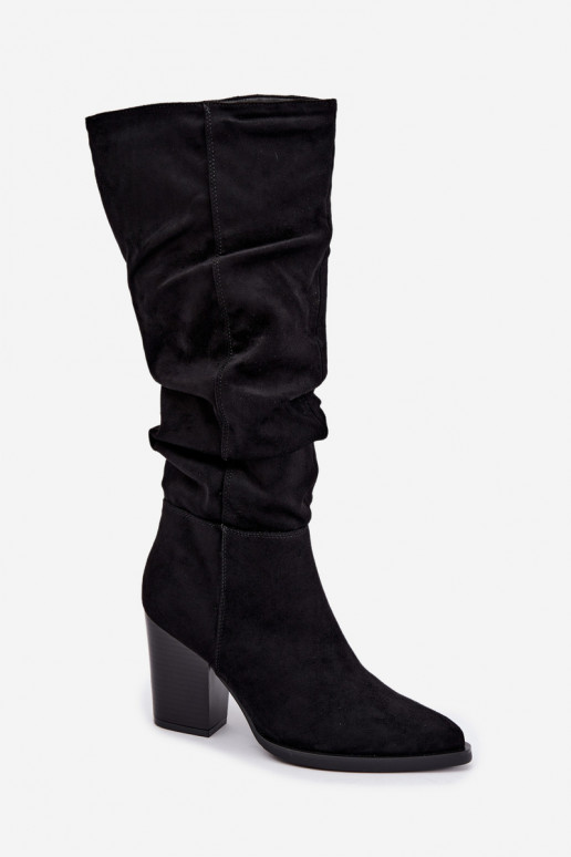 botas altas de mujer con tacones y parte superior curva en negro Ismera