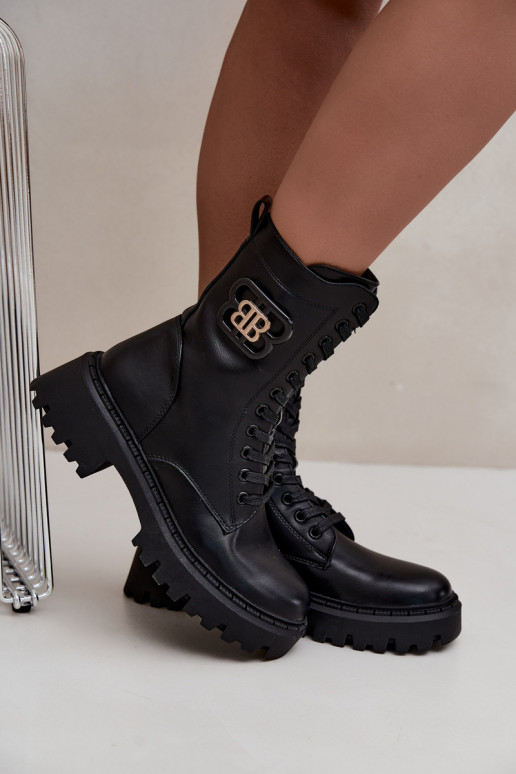 botines con elementos decorativos en piel sintética negra Kalindra