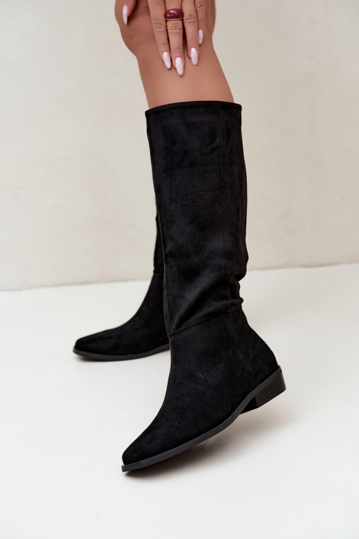 botas altas de mujer con tacón bajo, forradas en negro Feretta