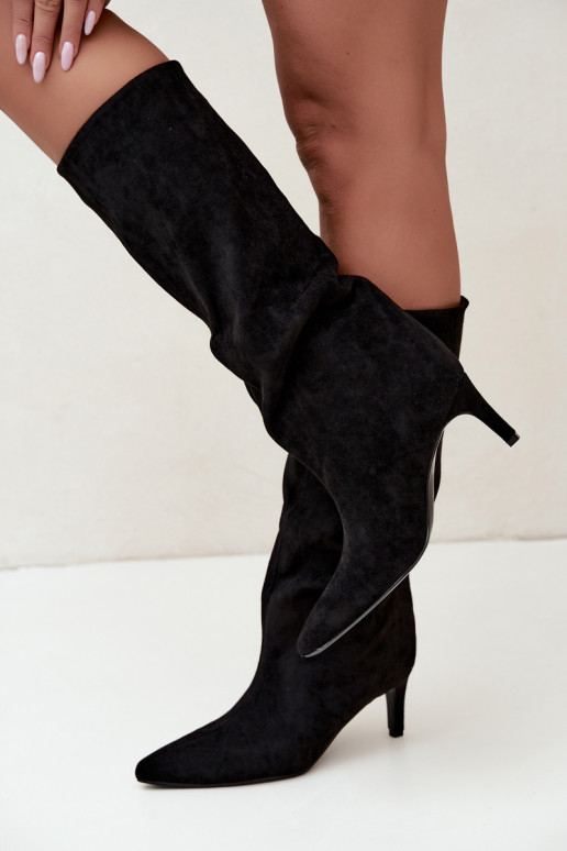 botas altas de mujer tipo slip-on, forradas con tacones finos en negro Olivienne
