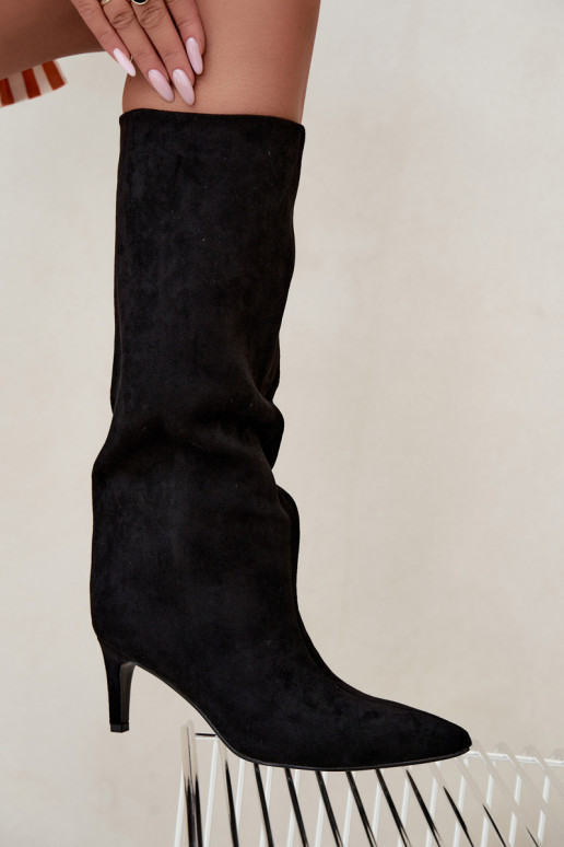 botas altas de mujer tipo slip-on, forradas con tacones finos en negro Olivienne