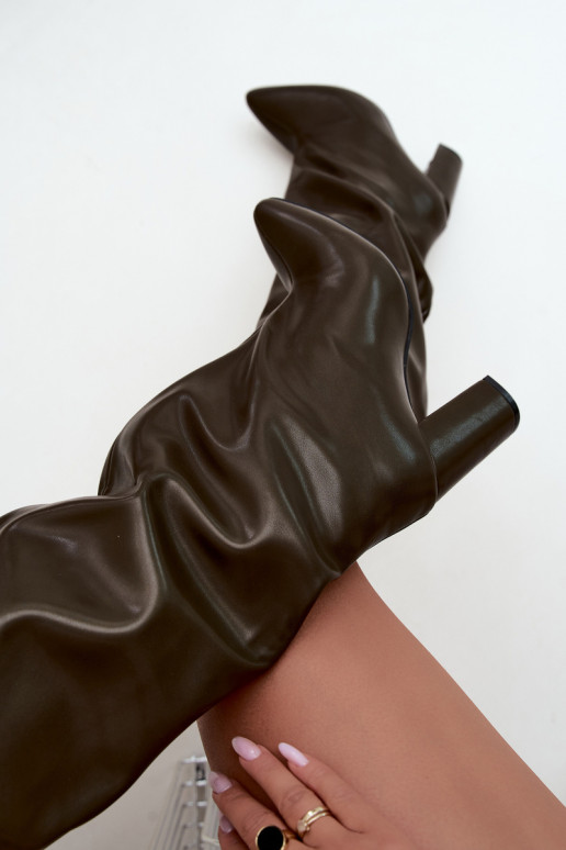 botas altas de mujer tipo slip-on con tacones en CzekoladoĮe Emeline