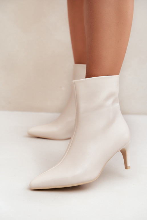botines de mujer con tacones en cuero sintético color marfil Celisse