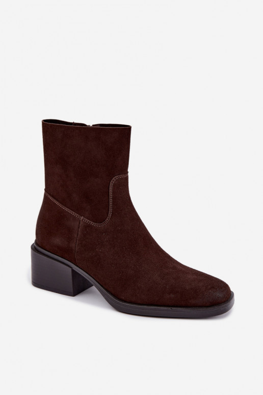 Botines para mujer de ante sintético con tacones en color chocolate Iveris