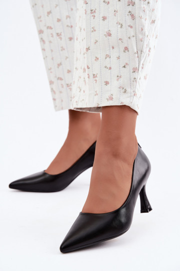 Zapatos de tacón en color negro Vinceza 62330 2