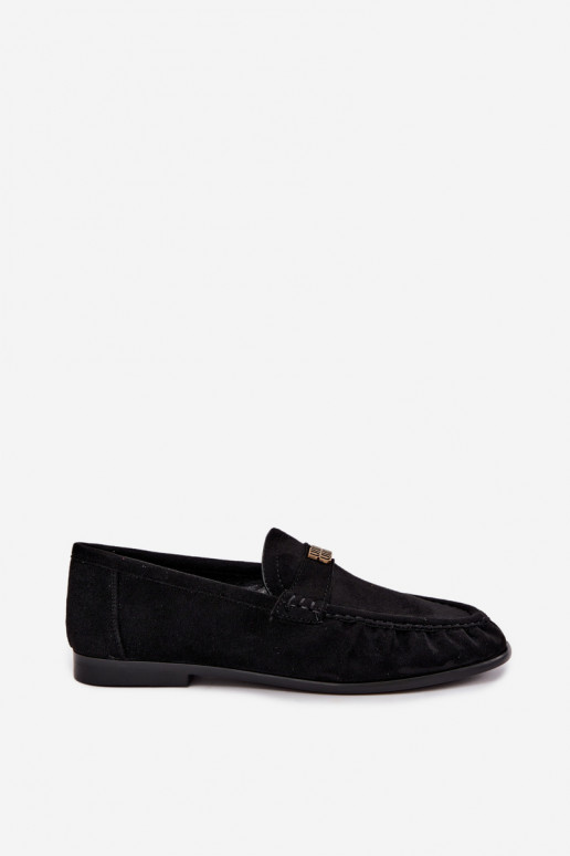 Mocasines para mujer con volantes y detalles decorativos en color negro Kairo