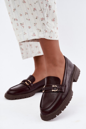 Mocasines para mujer con detalles elegantes en color burdeos Brika 2
