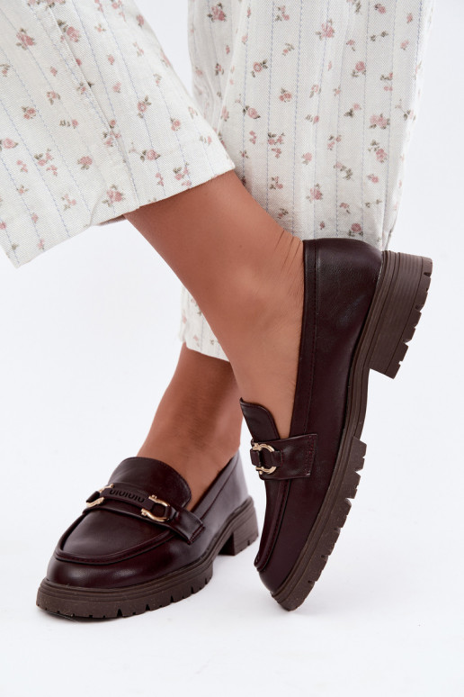 Mocasines para mujer con detalles elegantes en color burdeos Brika