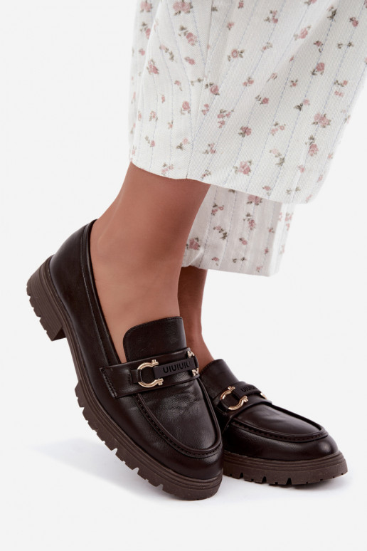 Mocasines para mujer con detalles elegantes en color chocolate Brika