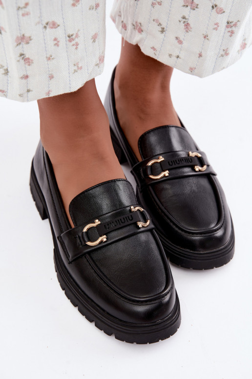 Mocasines para mujer con detalles elegantes en color negro Brika