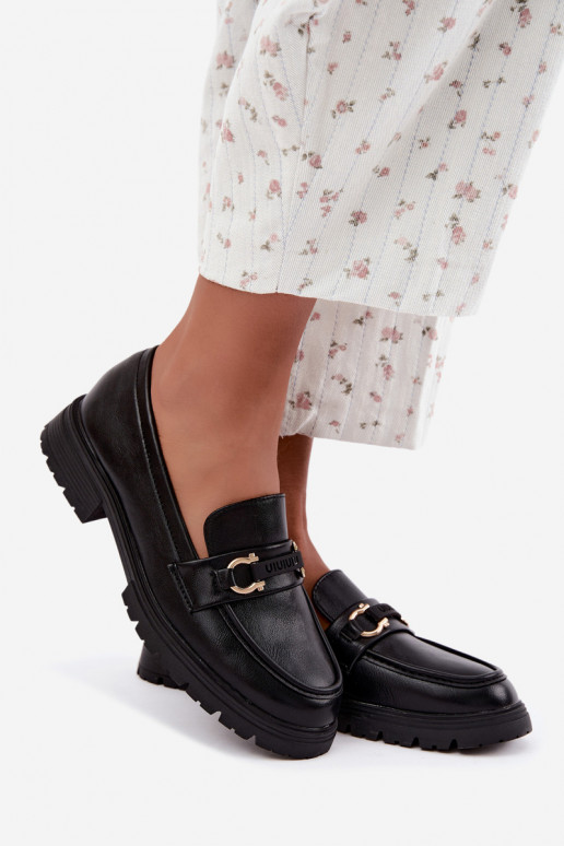 Mocasines para mujer con detalles elegantes en color negro Brika