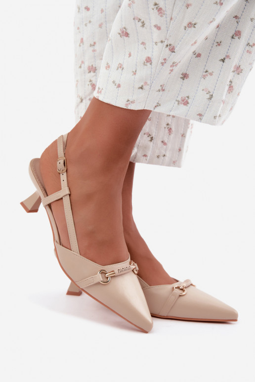 Sandalias de tacón para mujer con puntas afiladas en color arena Felessa