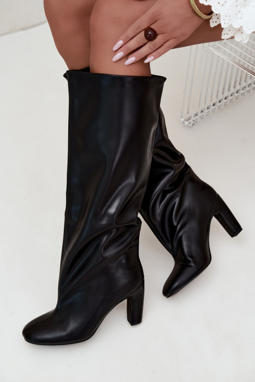 botas altas sin cordones con tacones en color negro Falina
