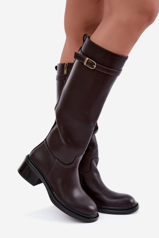 botas altas de mujer con tacón bajo y hebillas en color chocolate Orlisa