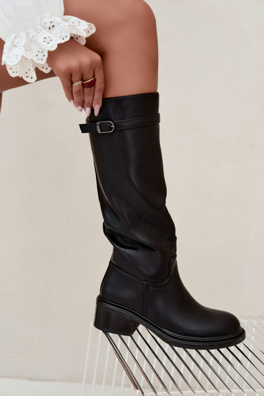 botas altas de mujer con tacón bajo y hebillas en color negro Orlisa
